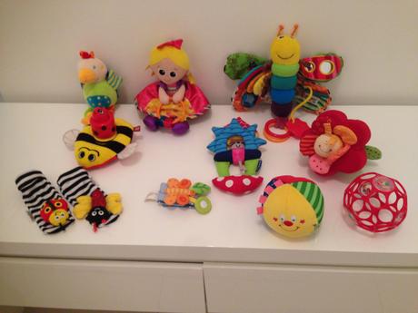 Hračky pro kojence zn.lamaze,haba,lego,chicco a.i,