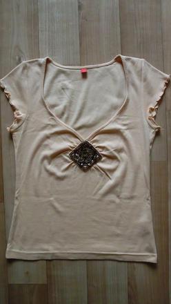 Světle meruňkové triko, s