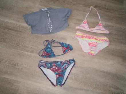 Plavky vel. 140 +další plavky a crop top, 140