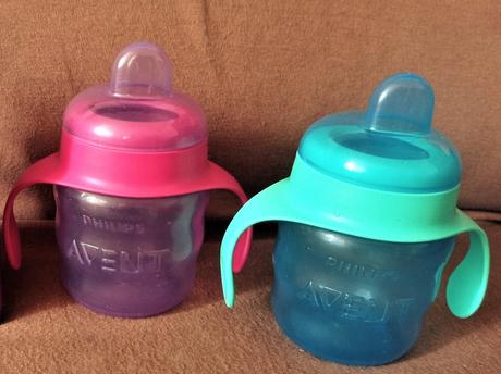 Avent - hrneček s hubičkou, avent