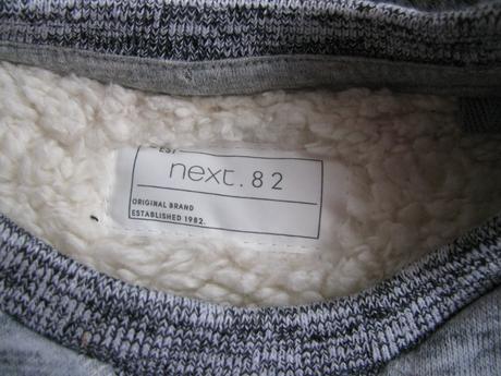 Parádní mikina se střikem a s vnitřní kožešinkou, next,98