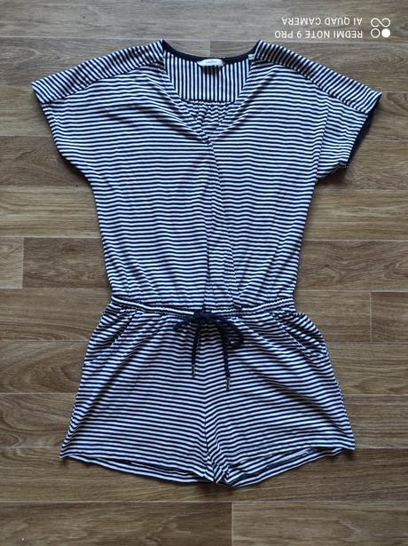 Kraťasový overal, 36