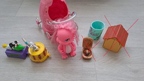 Sada figurek - looney tunes, kočárek s drakem, lol, 