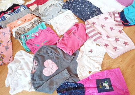 Balík mix oblečení na holku od vel.104-122, 104–116