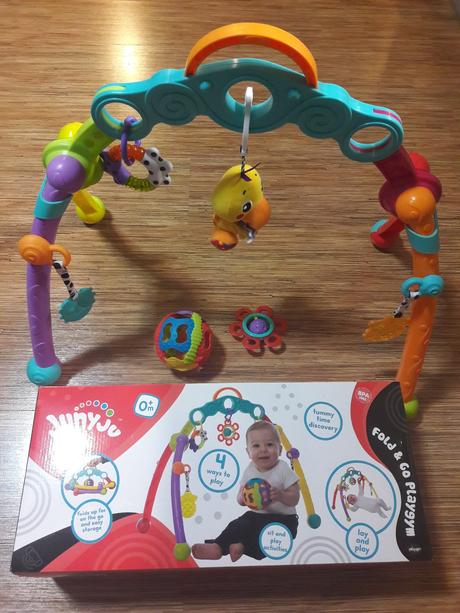 Hrazdička se zavesnymi hračkami 0m, 