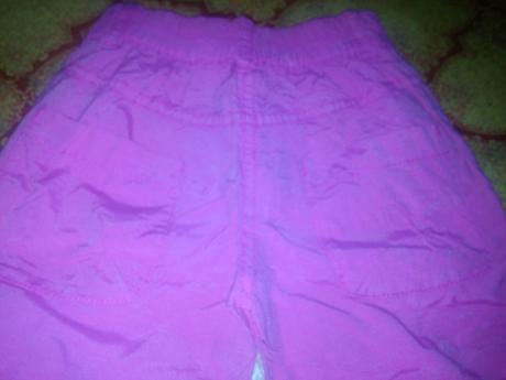 Dívčí kalhoty, 92