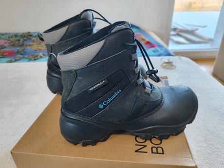 Boty, columbia,36