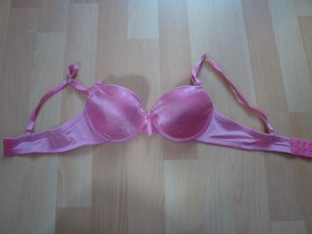 Podprsenka lesklá push up - růžová , 75a