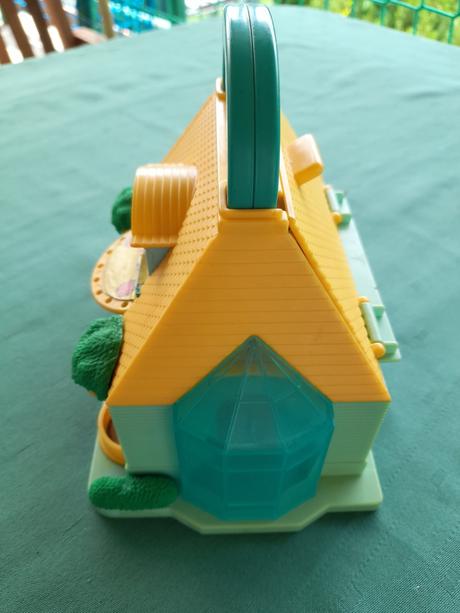 Domeček na hello kitty nebo jiné panenky,dům, 