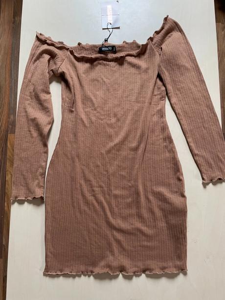 Nové velbloudí minišaty, vel s, missguided, s