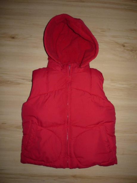 Teplá červená vesta, st. bernard,104