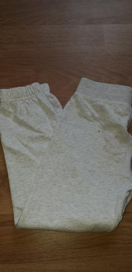 Svetlošedé tepláky next 82, next,122