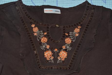 Hnědé triko, tunika s flitry, george,128