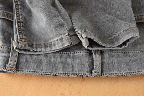 Džíny vel. w25/l30, 128