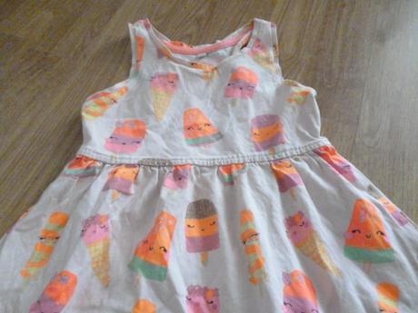 Nanukové šaty 2-3, 98