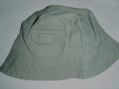 Letní ohrnuté kraťásky a klobouček, debenhams,68