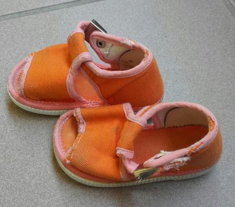 Papučky, <17