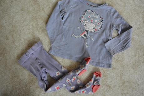 Komplet s holčičkou, 86–98