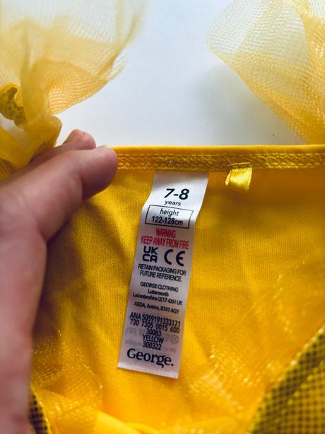 An10/ kostým - v.7/8 let, 