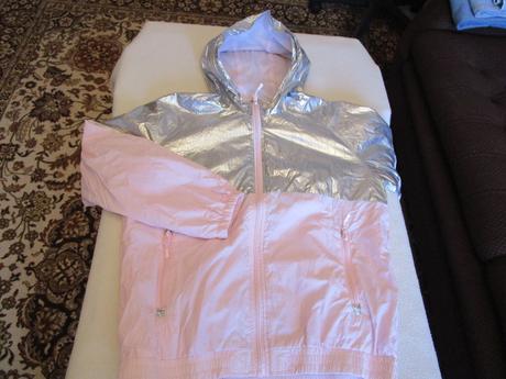 Pěkná lehká růžovo-stříbrná jarní bunda, vel. 152, sinsay,152