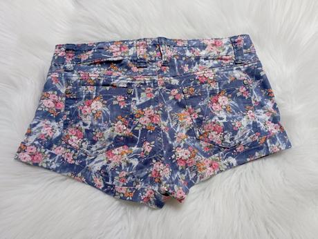 Dívčí kraťasy, 164