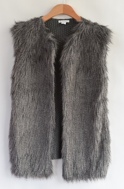 Vesta vel. 13 - 14 let, primark,164