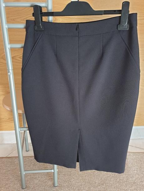 Dámská pouzdrová sukně, f&f,38