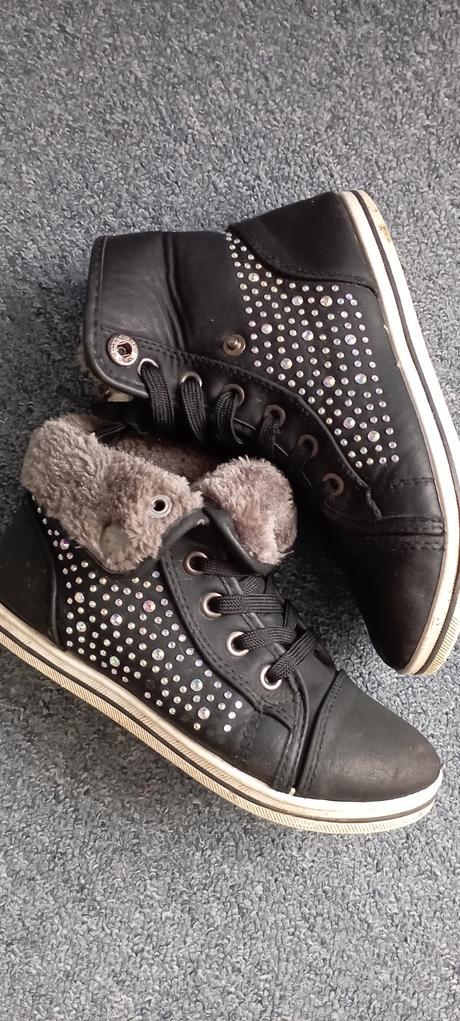 Boty s chlupem zn."gama" vel "32", 32