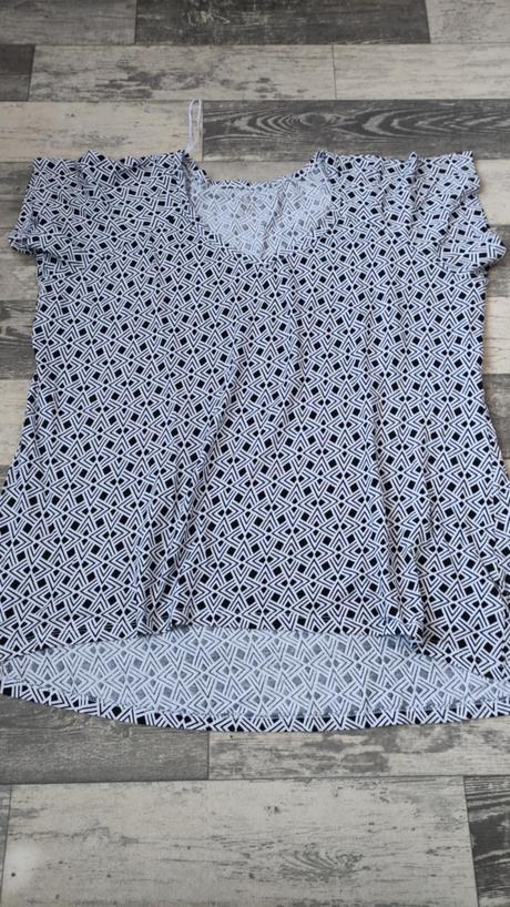 Triko delší/top dámský, 56