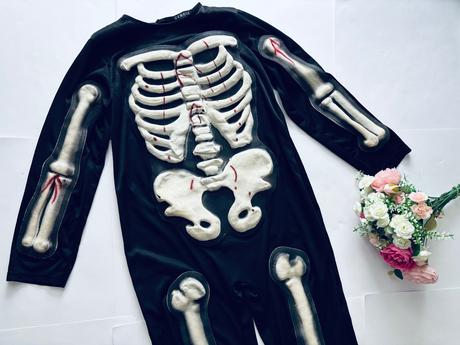 An7/ kostým kostlivce 3d aplikace - v.9/10 let, 