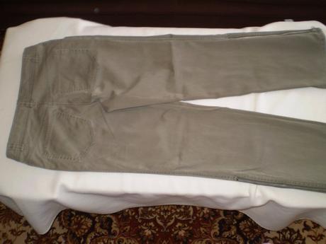 Velmi pěkné sv. zelené bavl. elastické kalhoty, bonprix,40
