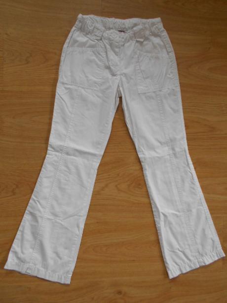 Dívčí pláteňáky vel.128 a 146 2 kusy, 134