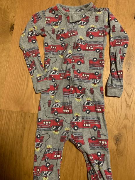 Pyžamo gap, gap,104