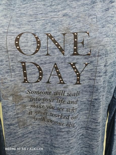 Tričko s.oliver - vel.38/40, s.oliver,40