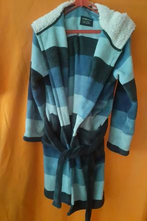 Chlapecký župan na 8-9 let vel.134, primark,134