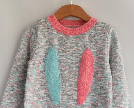 Svetr vel. 3 - 4 roky, tu,104