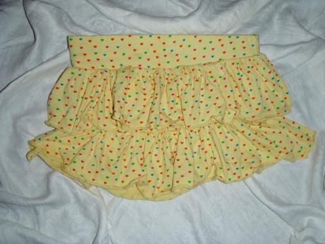 Nepřehlédnutelná žlutá volánková sukně - srdíčka, denim,164