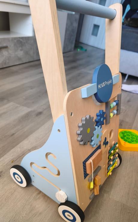 Dřevěné chodítko, 