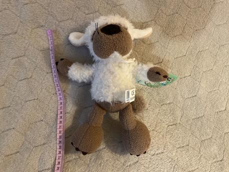 Nový- plyšáček vlk z kolekce nici, 