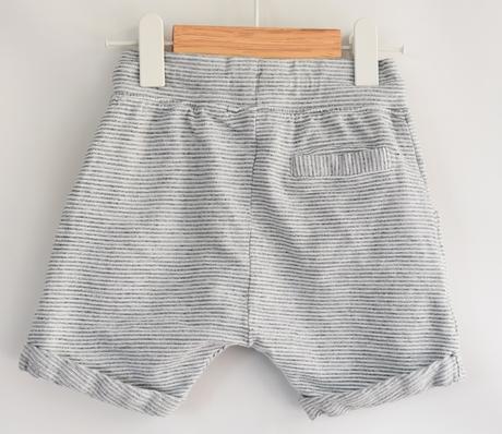 Kraťasy vel. 18 - 24m, next,92