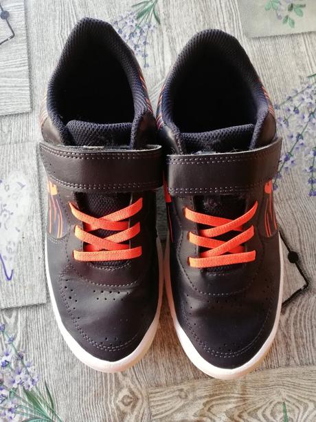 Tenisky dívčí - sálovky vel. 37., decathlon,37