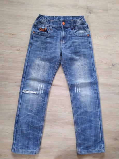 Světle modré rifle, 134