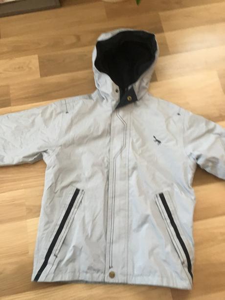 Outdoorová  bunda, 128