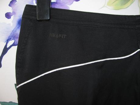 Dámské pružné černé tenké 3/4 šortky nike, nike,m