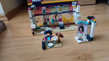 Lego friends andrea a její obchod s módními doplňk,