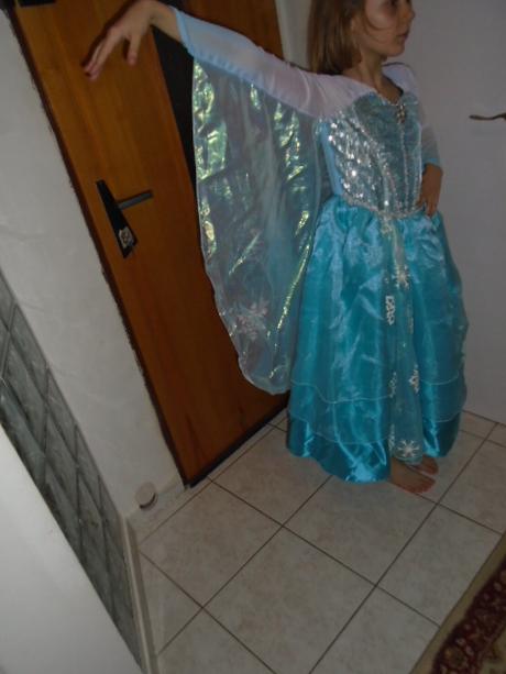 Šaty elsa frozen licence luxusní vel 9/10 let 140, 