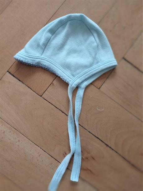 Čepice vel. 50-56, 50