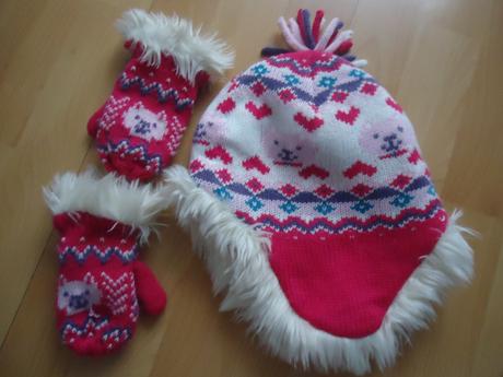 Zimní čepice s rukavicemi, cherokee,104