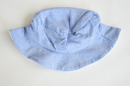 Klobouk vel. 6 - 9 m, f&f,74