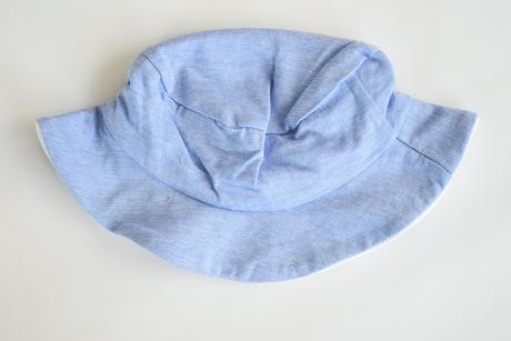 Klobouk vel. 6 - 9 m, f&f,74